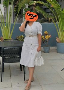 Elegant White Dress (Belt Not Available)