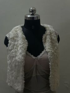 H&amp;m Cropped Fur Jacket