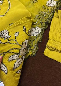 New With tag Elegant Yellow Kurta Set