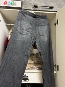 h&amp;m black faded straight fit jeans