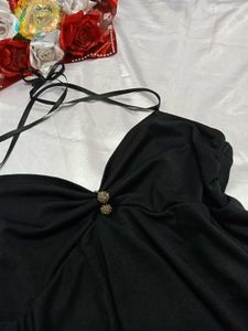 Black Halter Top🖤