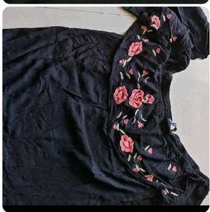 RIO Black Shorts With Top