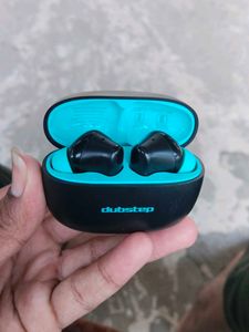 Dubstep Wireless Earbuds