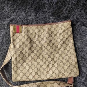 Authentic Gucci Vintage Bag