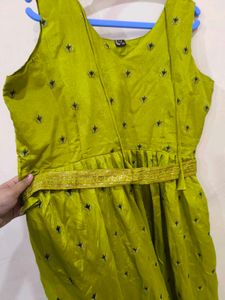 Green kamarbandh Anarkali