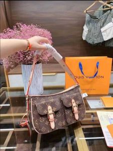 Louis Vuitton Premium Handbag