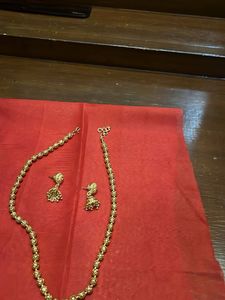 Gold Beaded Necklace