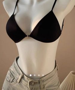 Black Bra (never worn)