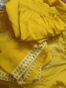 Yellow Colour Beautiful Kurta Plazo Dupatta Set😍