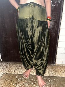 Satin salwar