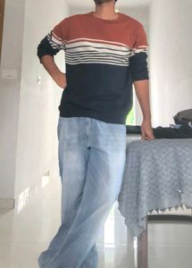 SWEATER • ZUDIO