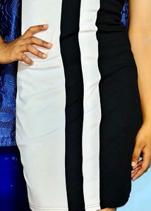Black And White Printed Bodycon Dress