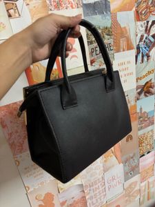 Black Matte Classy Handbag