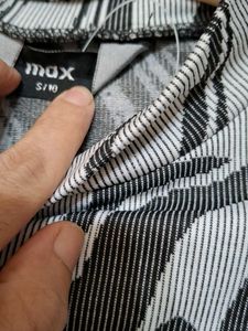 Trendy Zebra Print Top(unused)