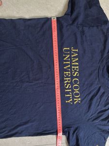 Never Used Gilden  Make T Shirt ( Size M)