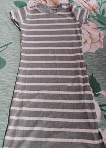 Striped T-Shirt Dress🐾