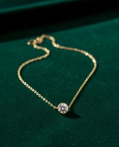 Elegant Gold Necklace