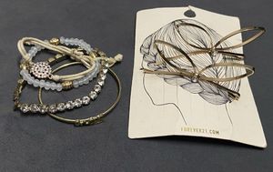 Forever 21 Bracelet &amp; Hair Clip Set