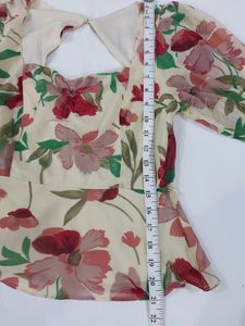 Multicolour Floral Sweetheart Neck Peplum Top