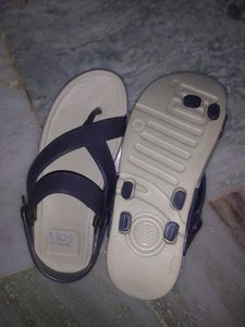 weightless sandals