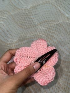 Pretty Crocheted Flower Clips