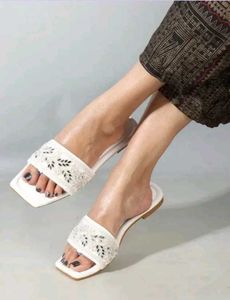 Casual White Sandel
