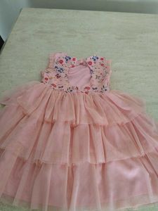 Nauti Nati Frock Bilkul Ache Condition Me...