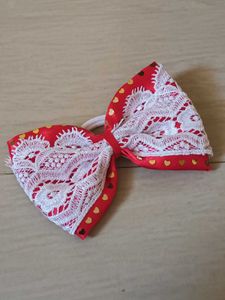 Red &amp; White Lace Bow