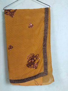 🎀Embroidered Mustard Saree🎀