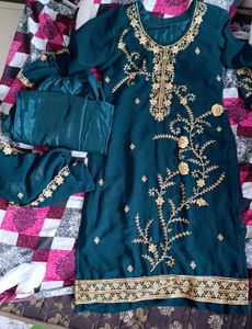 Kurta pant with dupatta