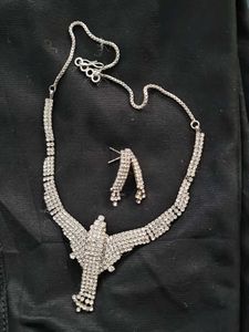 Sparkling Rhinestone Necklace & Earring Set