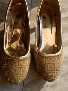 Golden Barbie Belli