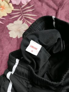 Urbanic Trackpants Size m