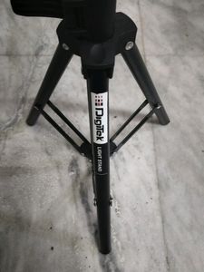 DIGITEK Lightweight&amp; Portable 6 Ft Aluminium Stand