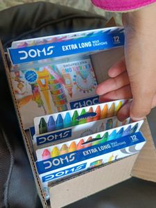 DOMS Extra Long Wax Crayons 12 Shades