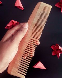 BODE Wooden Comb | Neem Antibacterial Comb