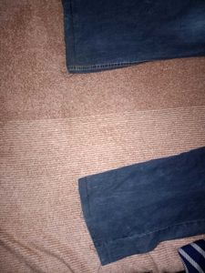 Levi&#39;s Dark Blue Denim Jeans