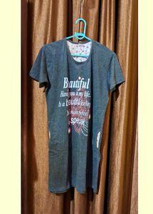 Tshirt With 2 Pockets Size 40 Inches