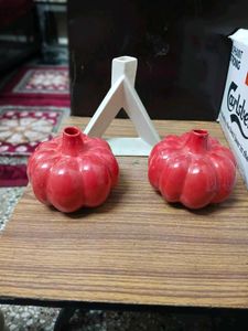Red Pumpkin Vase Set with 1 triangle shape vas