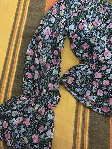 Floral Print Off-Shoulder Top