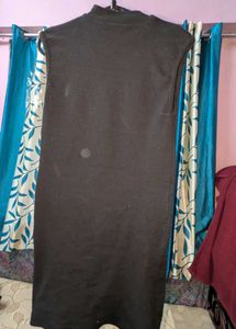 Elegant Black Sleeveless Dress