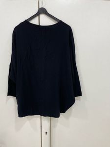 ✨ Beauty in Black! Effortless Chic Crepe Top 🖤