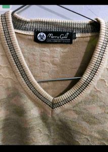 Stylish Gradient Pattern Sweater