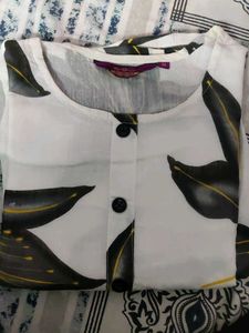 Floral Print Button-Up Kurti
