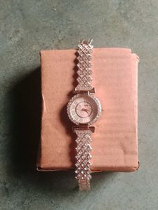 Rose Gold Women&#39;s Watch Sparkling Rhinestone Watc