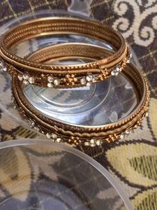 Elegant Bangle Set