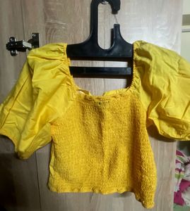 Princess/Puff sleeve top for women