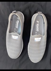 Unused Casual Shoes