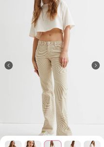 H&amp;M low waisted flared jeans very good condition