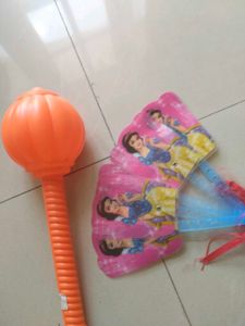 Light-Up Snow White Fan &amp; Toy Hammer Play Set